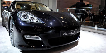 Porsche Pajun выйдет в 2016