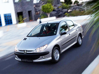 Peugeot 206      2013 
