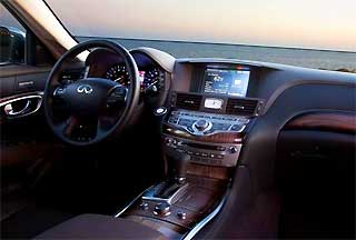  Infiniti M      2010 