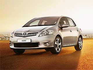  Toyota Auris   